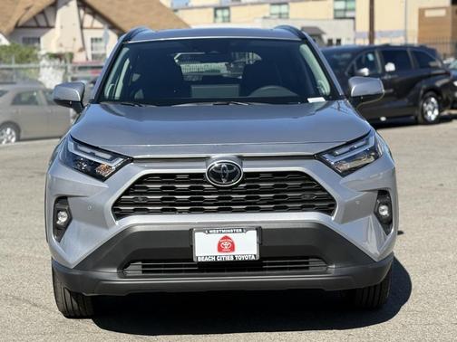 2025 Toyota RAV4 Hybrid XLE Premium
