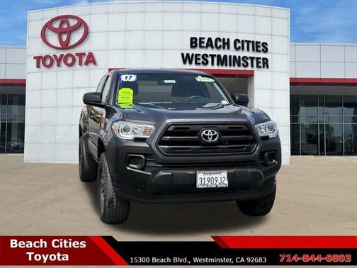 2017 Toyota Tacoma SR
