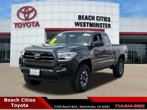 2017 Toyota Tacoma SR