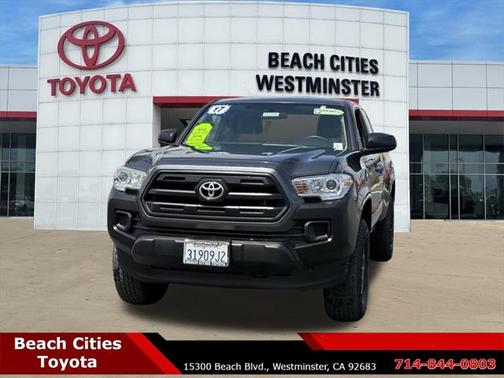 2017 Toyota Tacoma SR