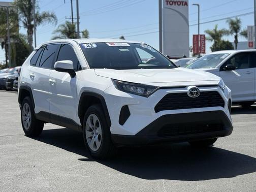 2022 Toyota RAV4 LE