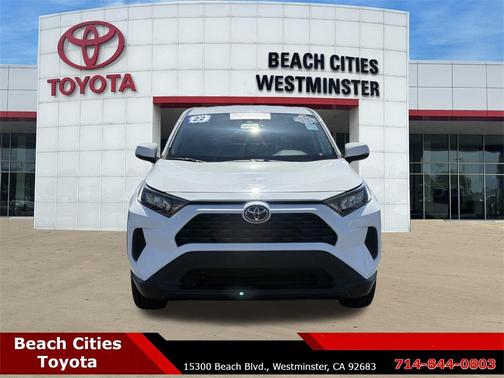 2022 Toyota RAV4 LE