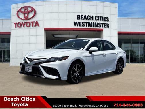 2024 Toyota Camry SE