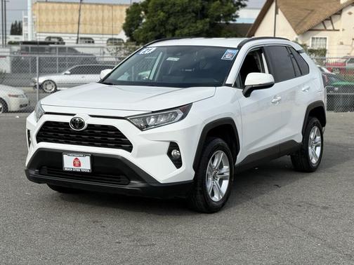 2021 Toyota RAV4 XLE