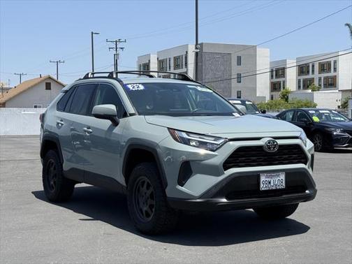 2022 Toyota RAV4 XLE