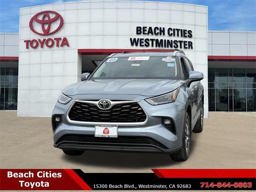 2023 Toyota Highlander XLE