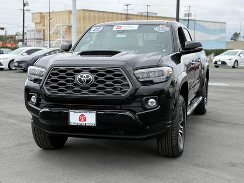 2023 Toyota Tacoma TRD Sport