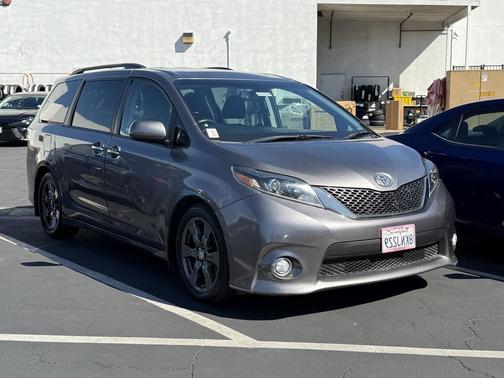 2017 Toyota Sienna SE Premium