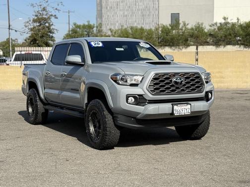 2020 Toyota Tacoma TRD Sport