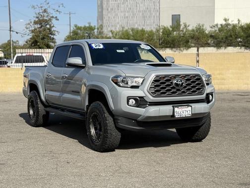 2020 Toyota Tacoma TRD Sport