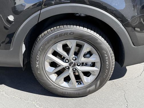 2024 Kia Telluride LX