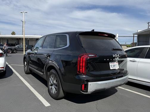 2024 Kia Telluride LX