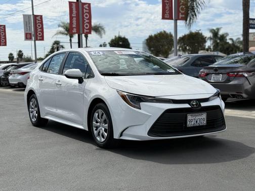 2024 Toyota Corolla LE
