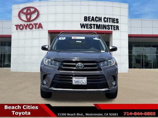 2017 Toyota Highlander SE