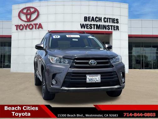 2017 Toyota Highlander SE