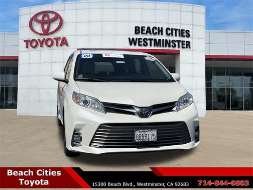2020 Toyota Sienna XLE