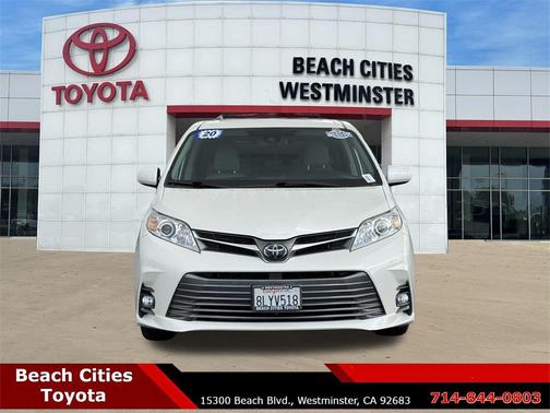 2020 Toyota Sienna XLE