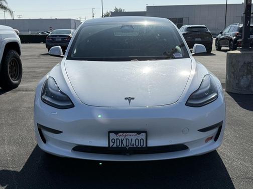 2020 Tesla Model 3 Standard Range Plus