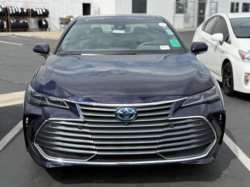 2021 Toyota Avalon Hybrid Limited