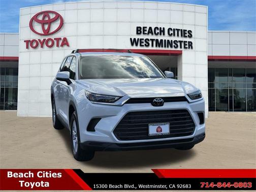 2026 Toyota Highlander LE
