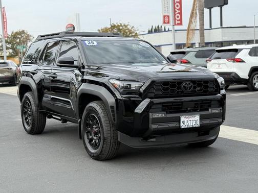2025 Toyota 4Runner TRD Off Road Premium