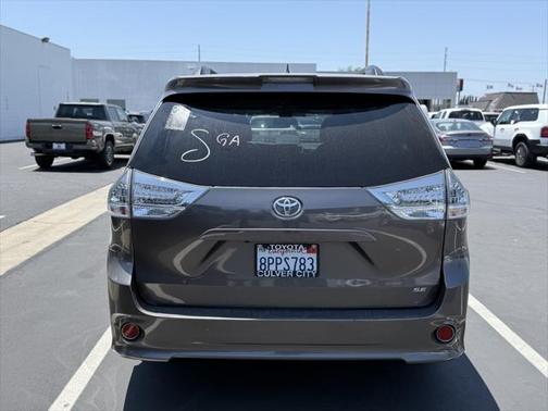 2018 Toyota Sienna SE