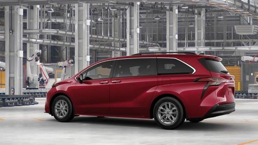 2025 Toyota Sienna XLE