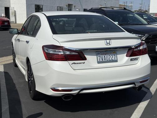 2017 Honda Accord Sport SE