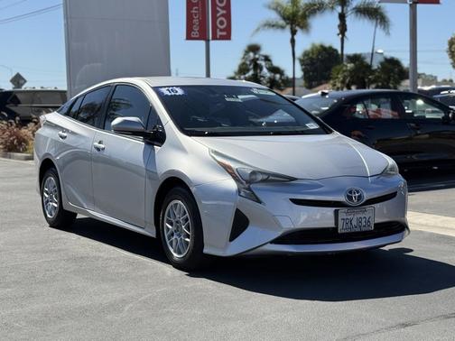 2016 Toyota Prius Three