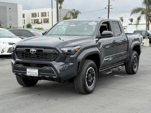 2024 Toyota Tacoma TRD Off-Road