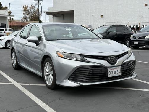 2018 Toyota Camry LE