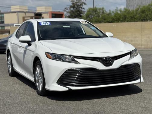 2020 Toyota Camry LE