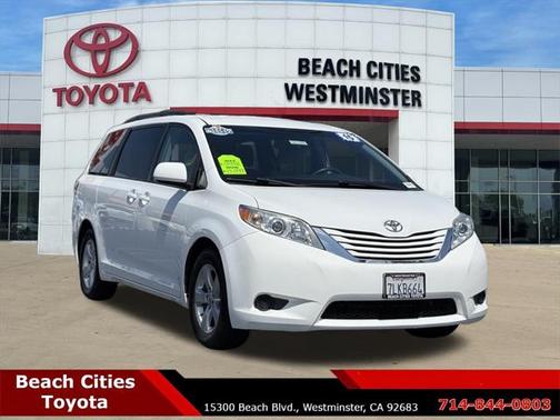 2015 Toyota Sienna LE