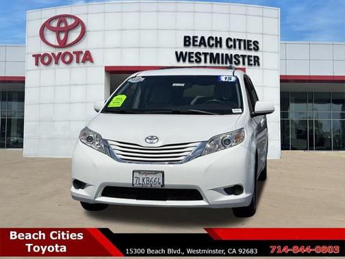 2015 Toyota Sienna LE