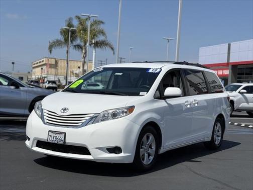 2015 Toyota Sienna LE