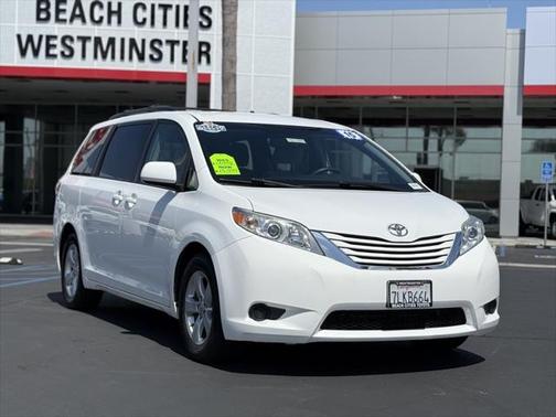 2015 Toyota Sienna LE