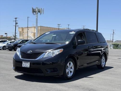 2015 Toyota Sienna LE