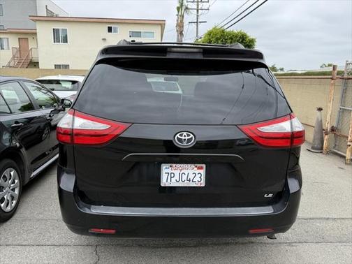 2015 Toyota Sienna LE