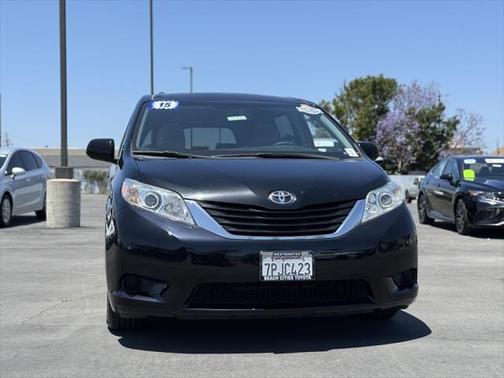 2015 Toyota Sienna LE