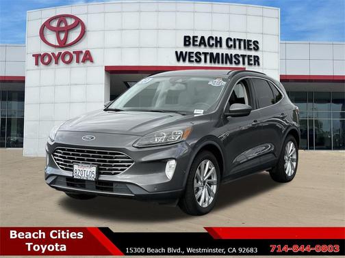 2022 Ford Escape Titanium