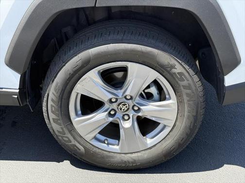2023 Toyota RAV4 Hybrid LE
