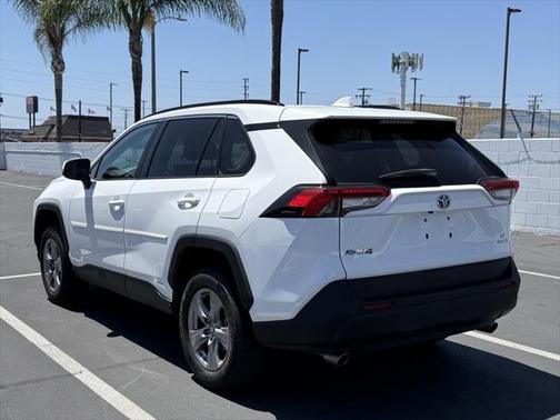 2023 Toyota RAV4 Hybrid LE