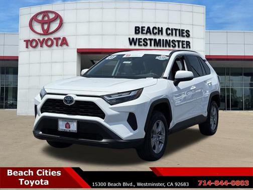 2023 Toyota RAV4 Hybrid LE