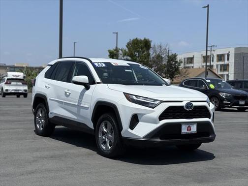 2023 Toyota RAV4 Hybrid LE