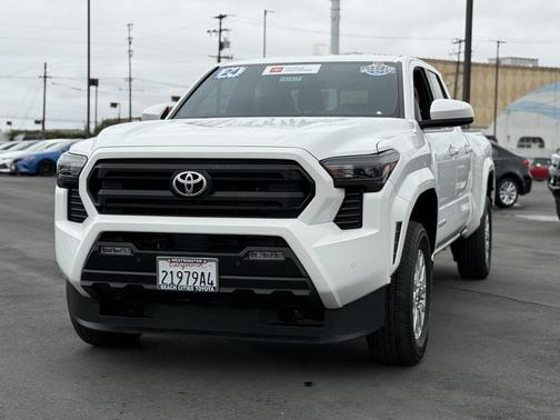 2024 Toyota Tacoma SR5