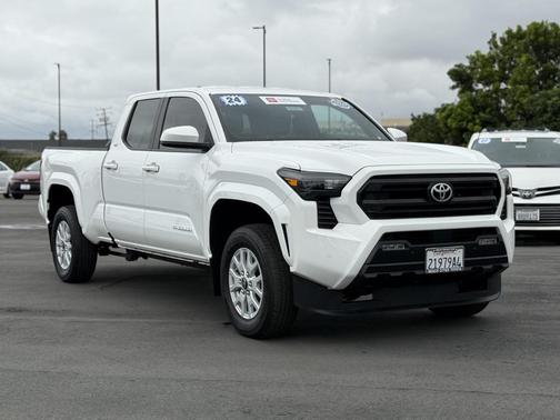 2024 Toyota Tacoma SR5
