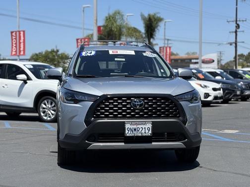 2024 Toyota Corolla Cross LE