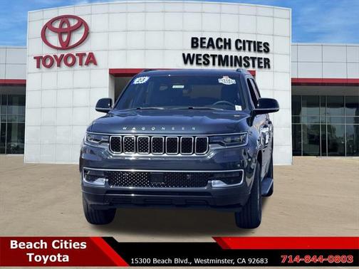 2023 Jeep Wagoneer Series I 4x2