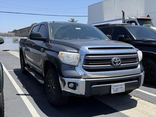 2015 Toyota Tundra SR5