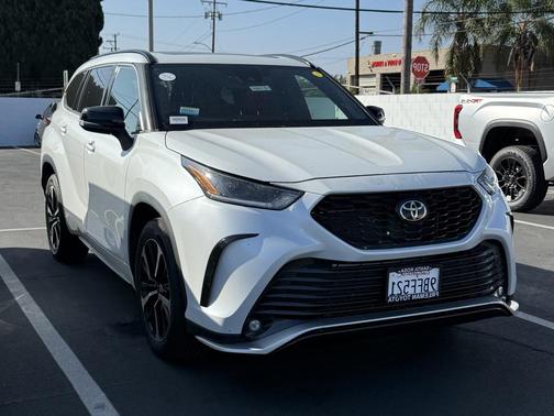 2022 Toyota Highlander XSE